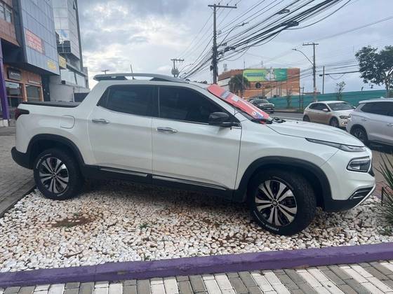 FIAT TORO 2.0 16V TURBO DIESEL VOLCANO 4WD AT9